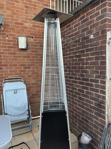 Pyramid gas patio - heater, flame